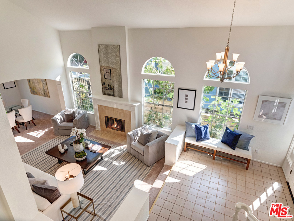 7611 West 83rd Street Playa del Rey, CA 90293 - Photo 3 of 26 Gallery Image 3
