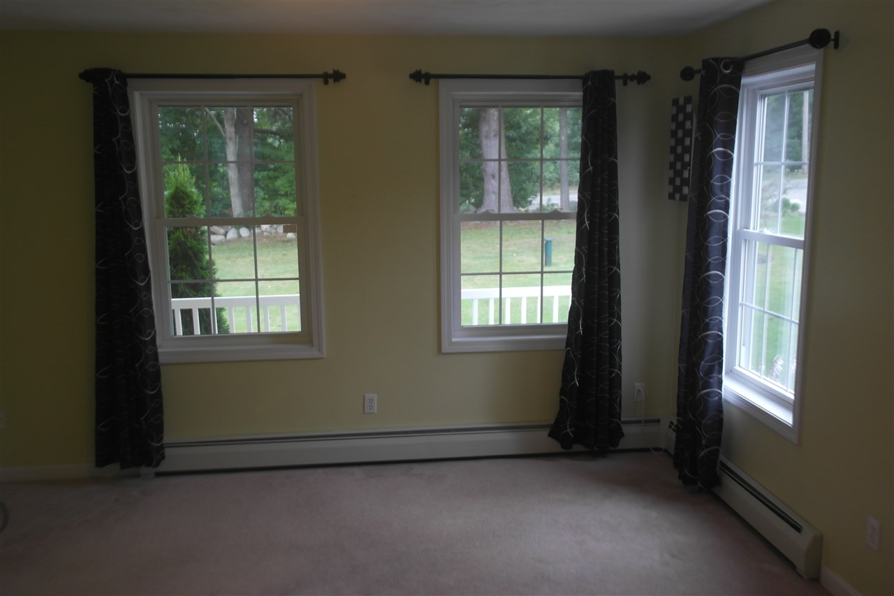 320 Rochester Hill Road Rochester, NH 03867 - Photo 10 of 23