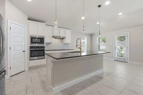 $309,000 | 21204 Diamond Cove, Lago Vista, TX 78645