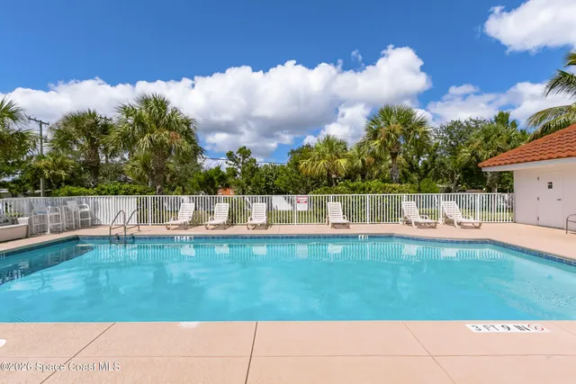 $2,500 | 800 Del Rio Way, Unit 402, Merritt Island, FL 32953