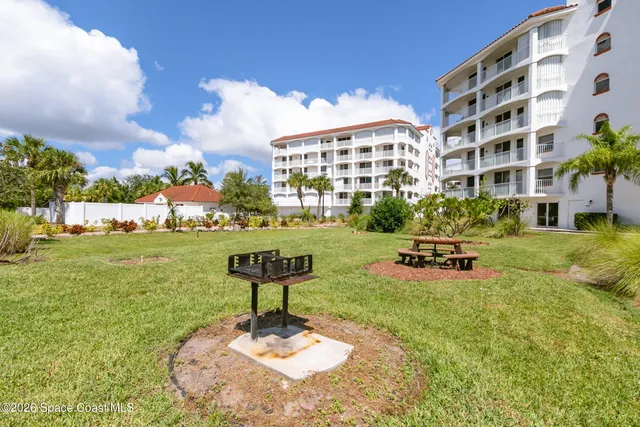 $2,500 | 800 Del Rio Way, Unit 402, Merritt Island, FL 32953