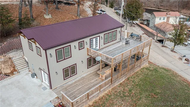 $645,000 | 401 Putt N Bay Drive, Sunrise Beach, MO 65079