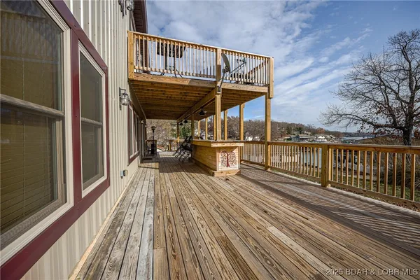 $645,000 | 401 Putt N Bay Drive, Sunrise Beach, MO 65079