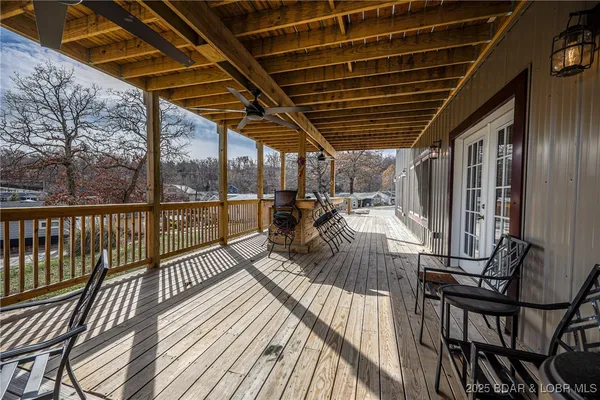 $645,000 | 401 Putt N Bay Drive, Sunrise Beach, MO 65079