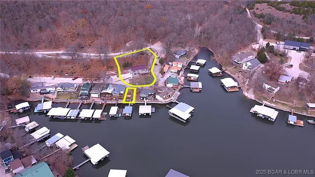 $645,000 | 401 Putt N Bay Drive, Sunrise Beach, MO 65079