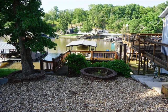 $645,000 | 401 Putt N Bay Drive, Sunrise Beach, MO 65079