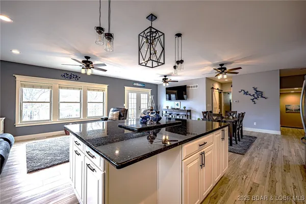 $645,000 | 401 Putt N Bay Drive, Sunrise Beach, MO 65079