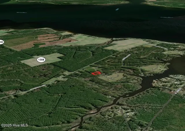 $30,000 | 578 Southern Plantation Drive South, Oriental, NC 28571