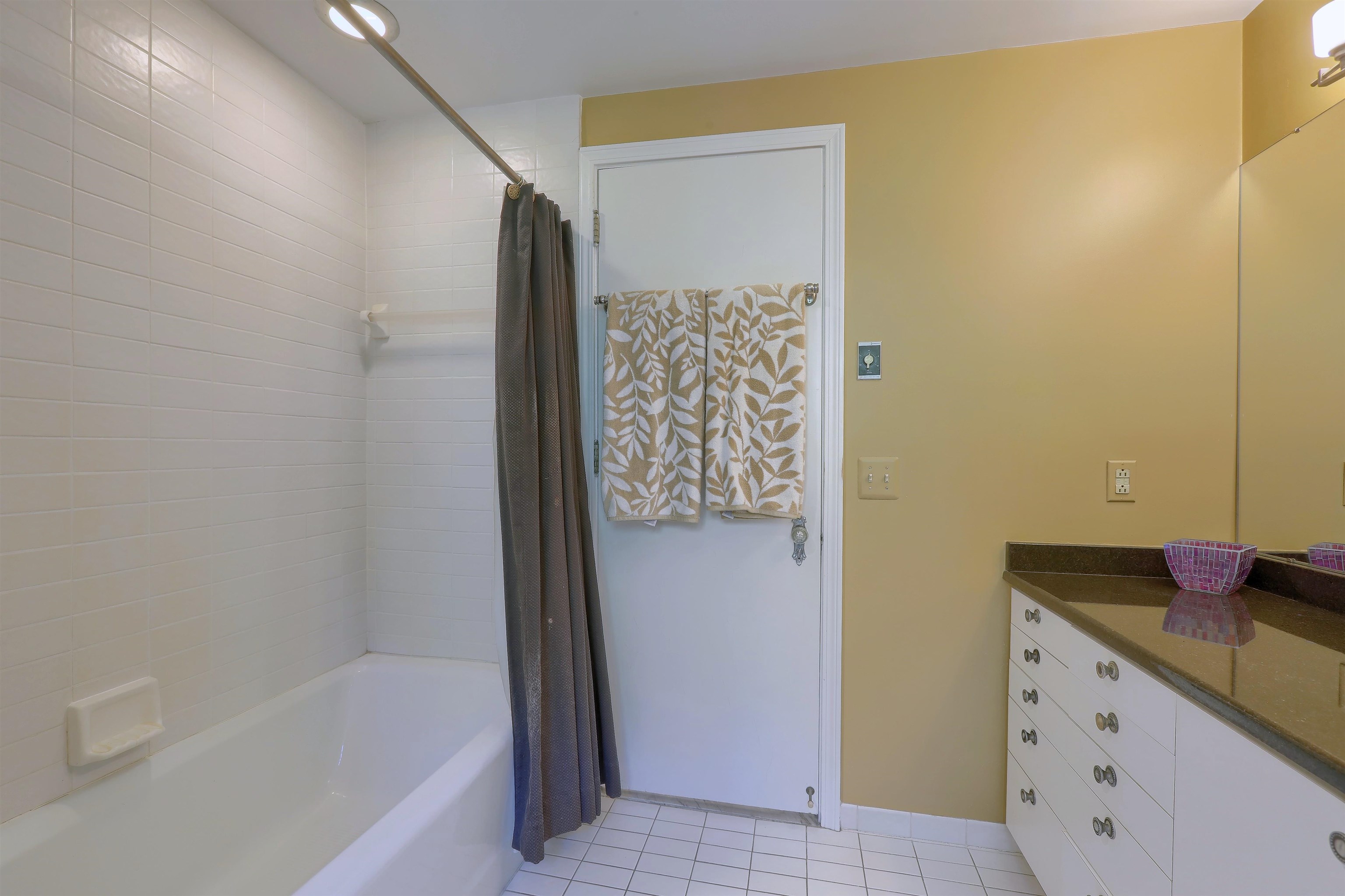 6022 Orion Road Rochester, MI 48306 - Photo 39 of 76 50186662-e030b32e-7744-4136-9573-cef2085b7d44.JPG