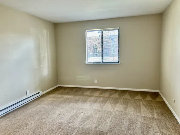 $1,095 | 2134 Fairfax Avenue, Unit E6, Nashville, TN 37212