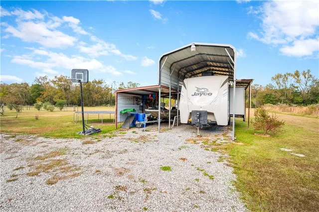 $159,000 | 150 Percy Aymond Road, Bunkie, LA 71322
