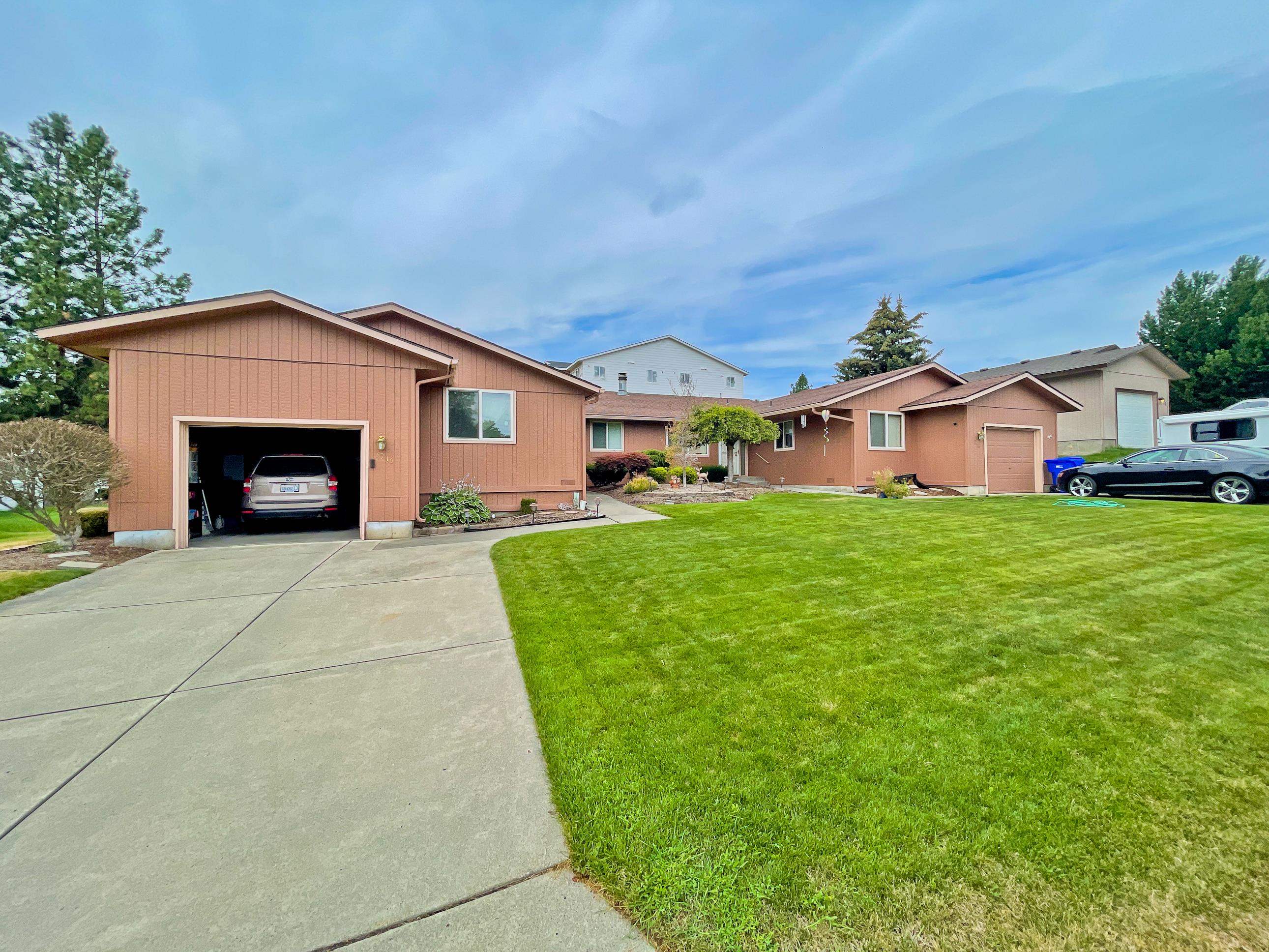 3914 South Moffitt Road Spokane Valley, WA 99206 - Photo 1 of 25 Gallery Image 1
