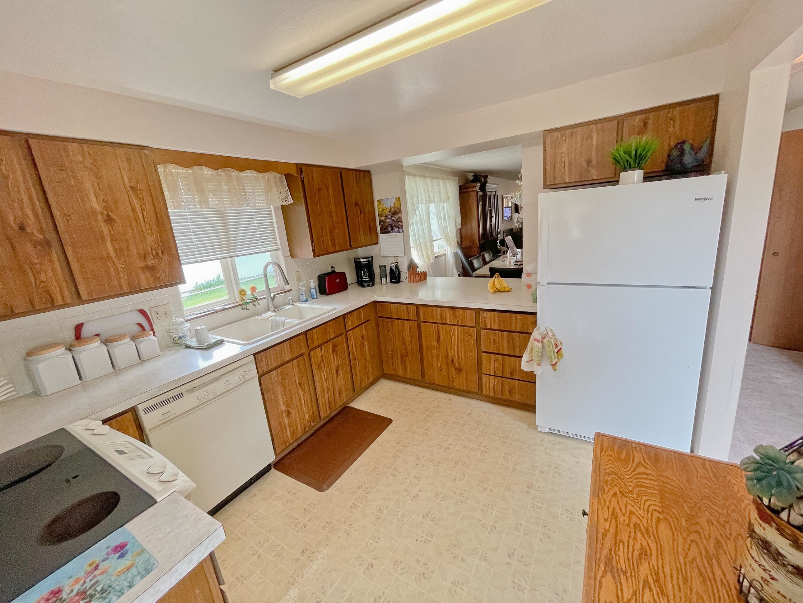 3914 South Moffitt Road Spokane Valley, WA 99206 - Photo 5 of 25 Gallery Image 5