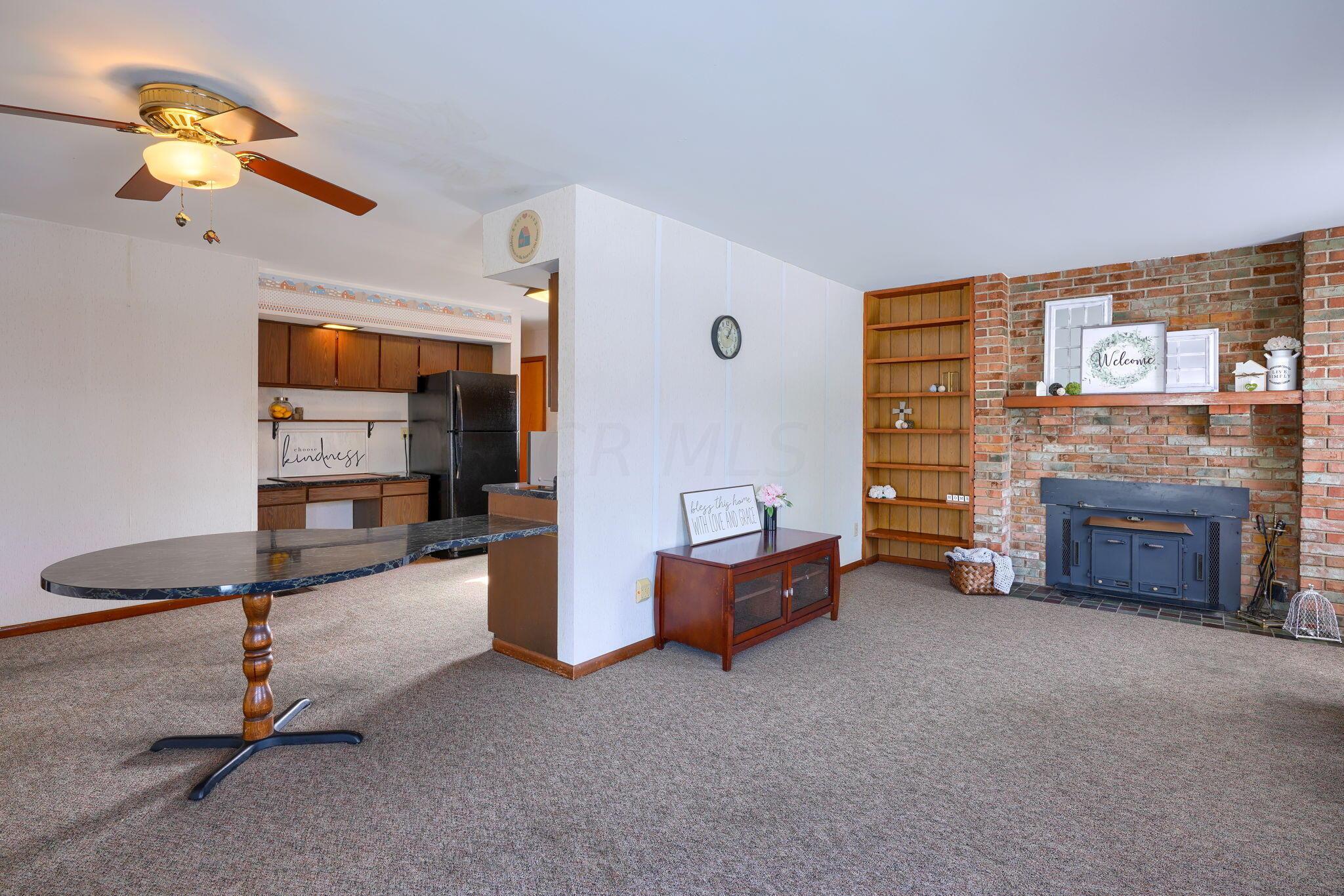 271 Norton Road Columbus, OH 43228 - Photo 16 of 41 271 Norton Road (30)