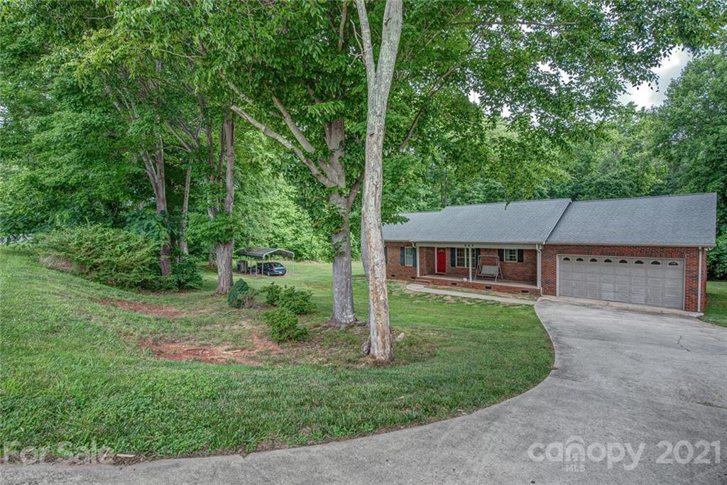 669 Alexis Lucia Road Alexis, NC 28006 - Photo 3 of 21 Gallery Image 3