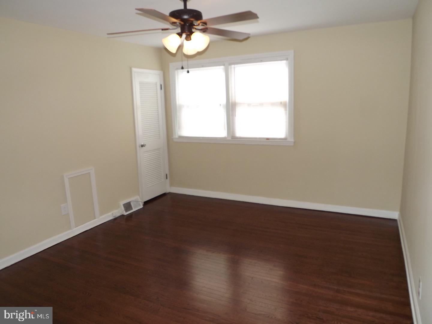 2751 Axe Factory Road Philadelphia, PA 19152 - Photo 11 of 21 Bedroom 3