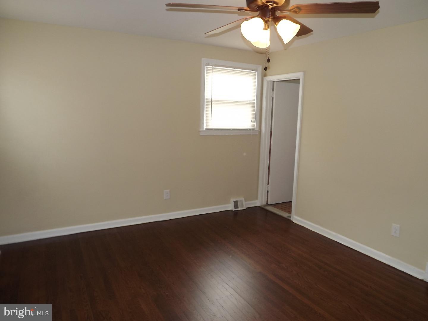2751 Axe Factory Road Philadelphia, PA 19152 - Photo 12 of 21 Bedroom 3