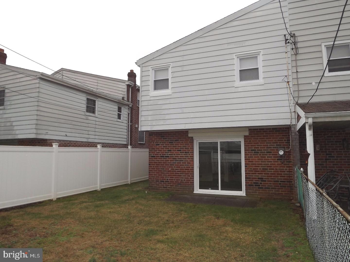 2751 Axe Factory Road Philadelphia, PA 19152 - Photo 21 of 21 Back Yard