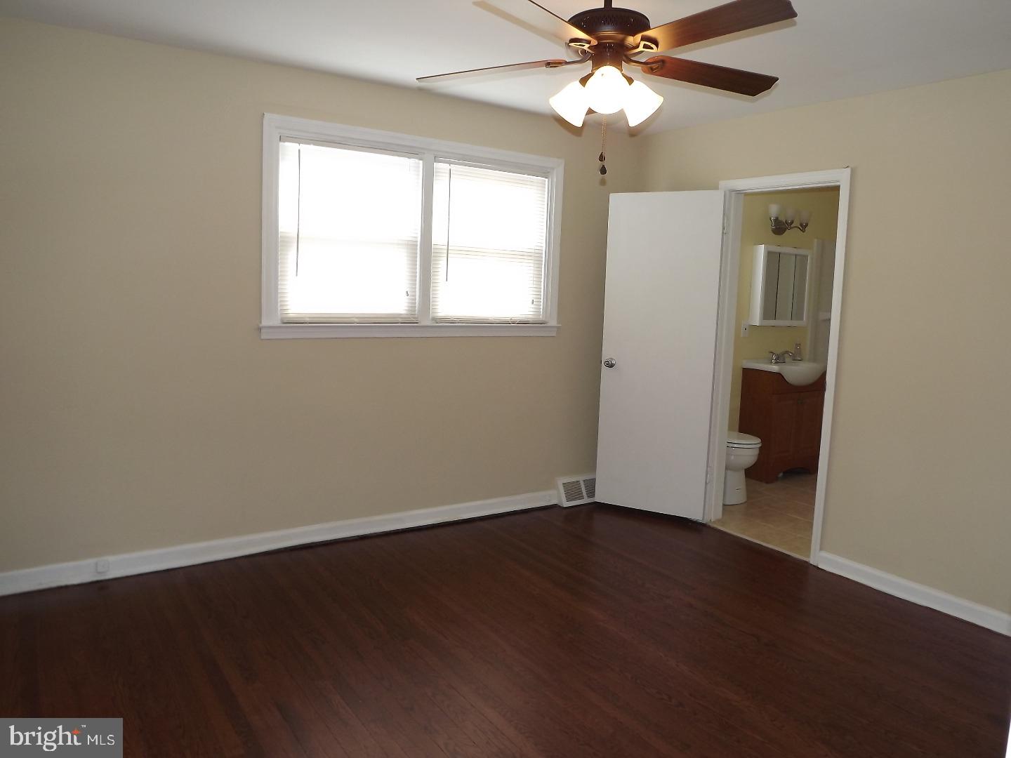 2751 Axe Factory Road Philadelphia, PA 19152 - Photo 10 of 21 Bedroom 2
