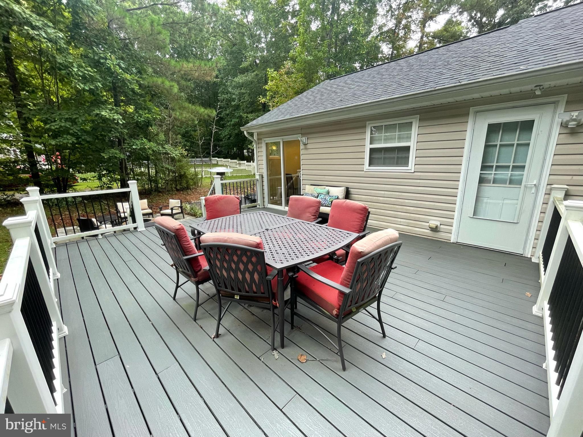644 Wright Drive Ruther Glen, VA 22546 - Photo 3 of 18