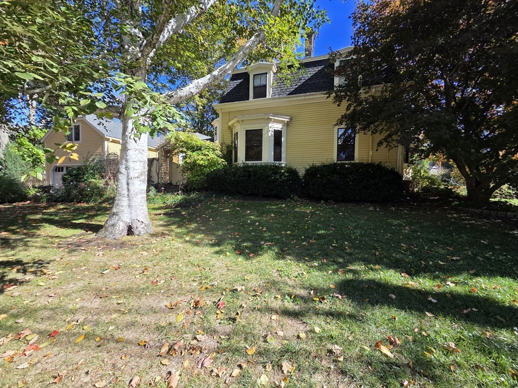 52 Bow Street Concord, MA 01742 - Photo 32 of 35