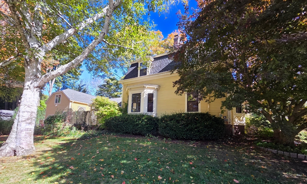 52 Bow Street Concord, MA 01742 - Photo 33 of 35