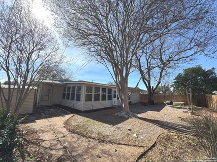 $224,000 | 423 Timberlane Drive, San Antonio, TX 78218