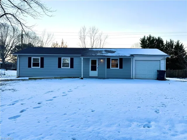 $219,500 | 101 Ravenwood Court, King, NC 27021