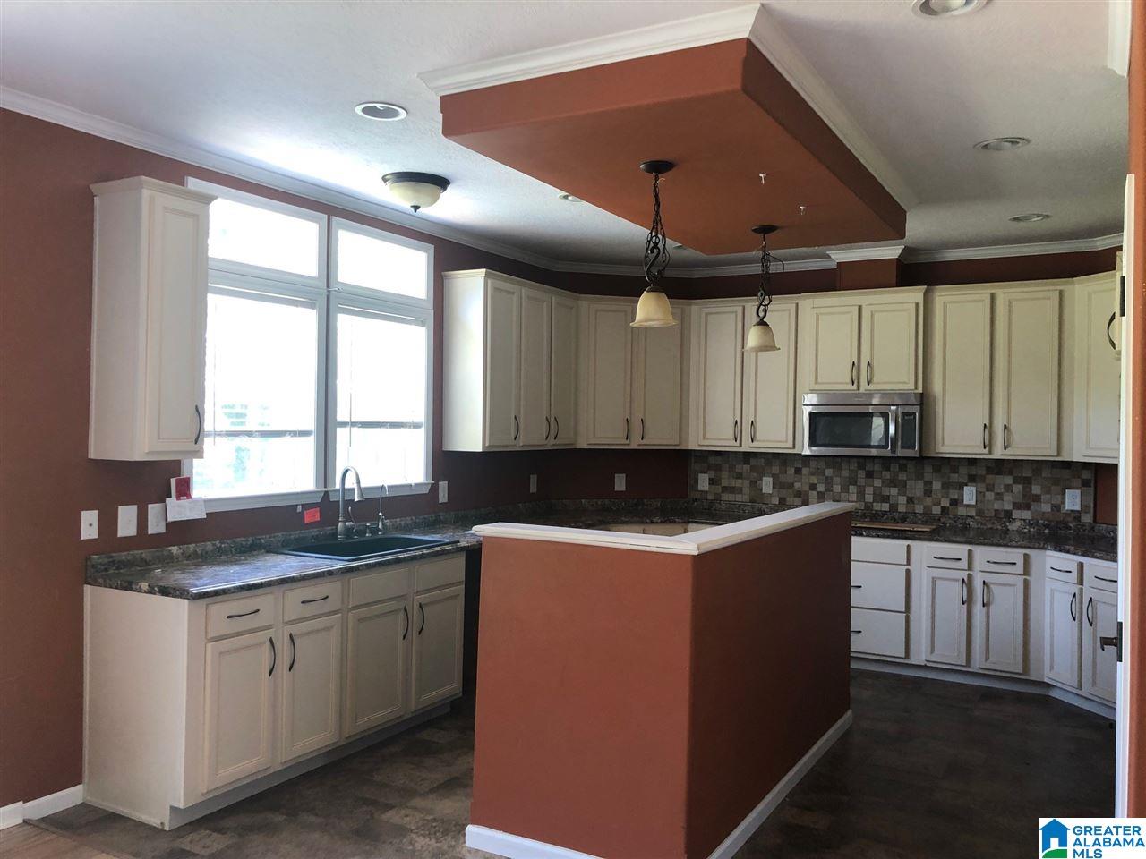 311 Sullivan Lane Springville, AL 35146 - Photo 2 of 14