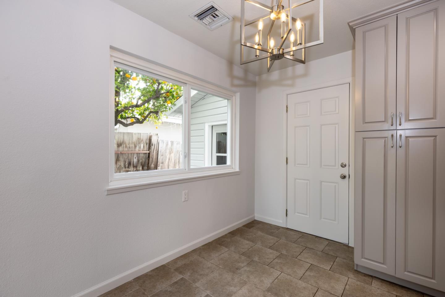 3140 Fitzpatrick Drive Concord, CA 94519 - Photo 10 of 26