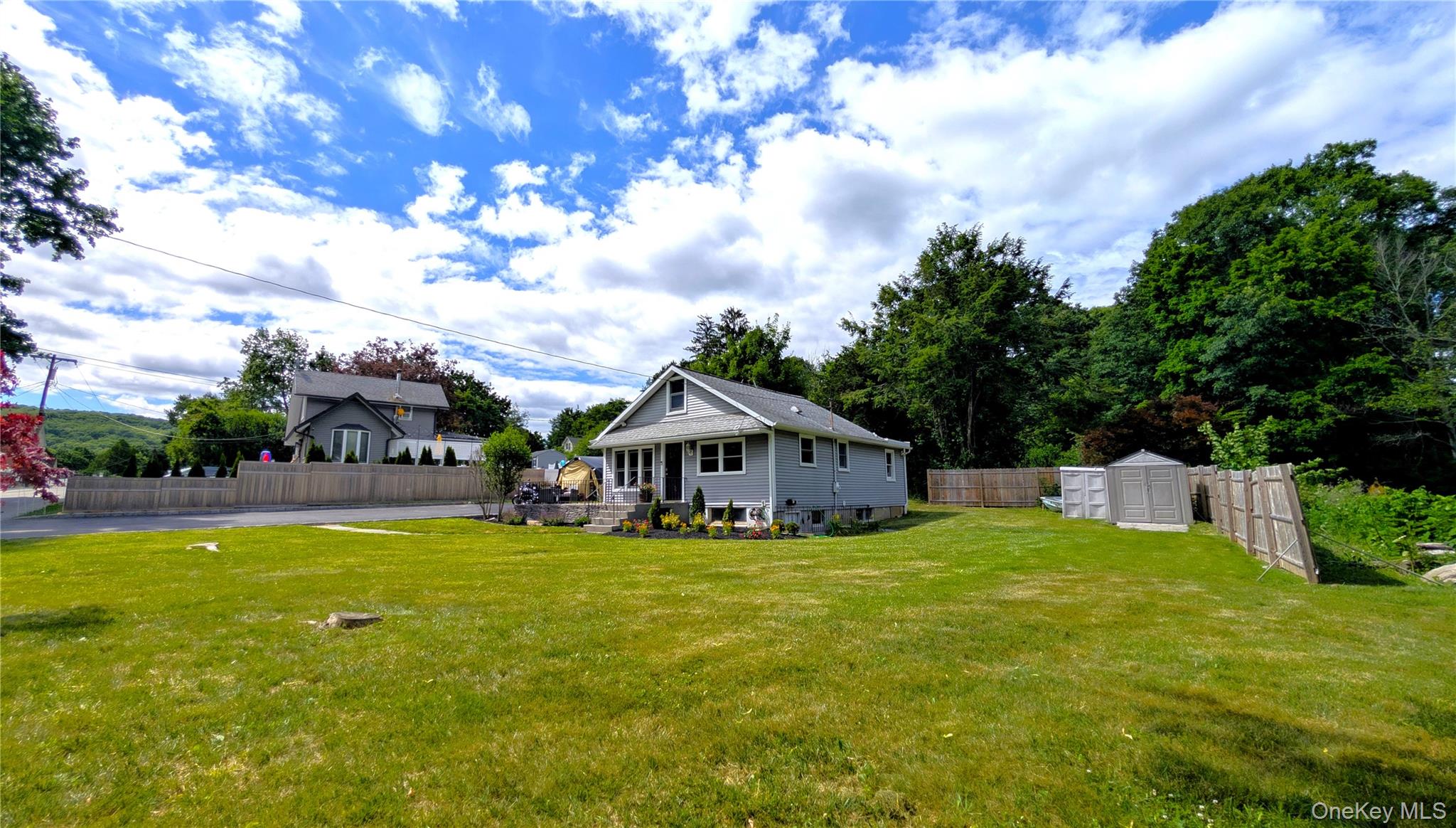 26 Roslyn Road Carmel, NY 10512 - Photo 2 of 42