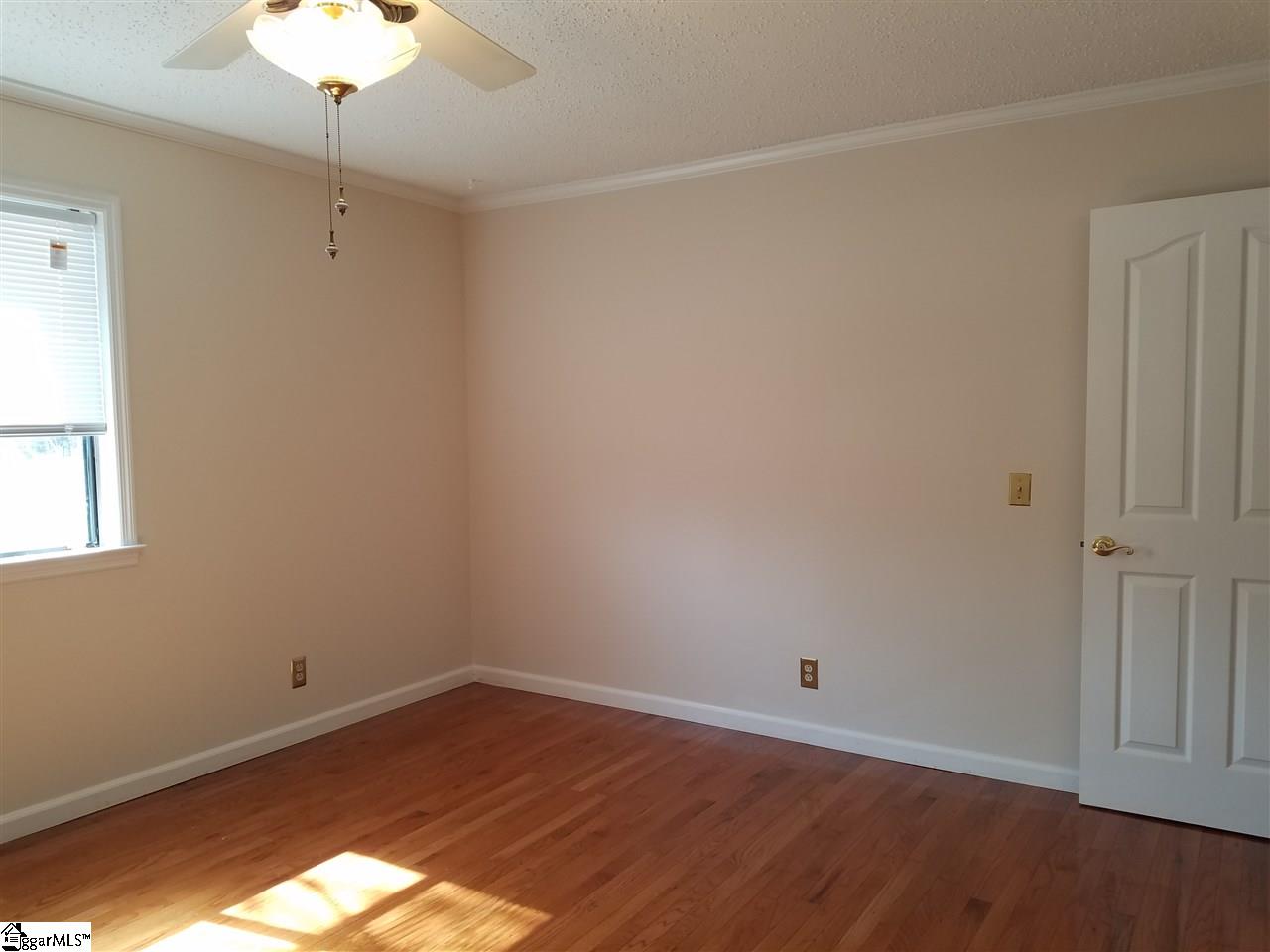 2219 East Lee Road Taylors, SC 29687 - Photo 6 of 11 Gallery Image 6