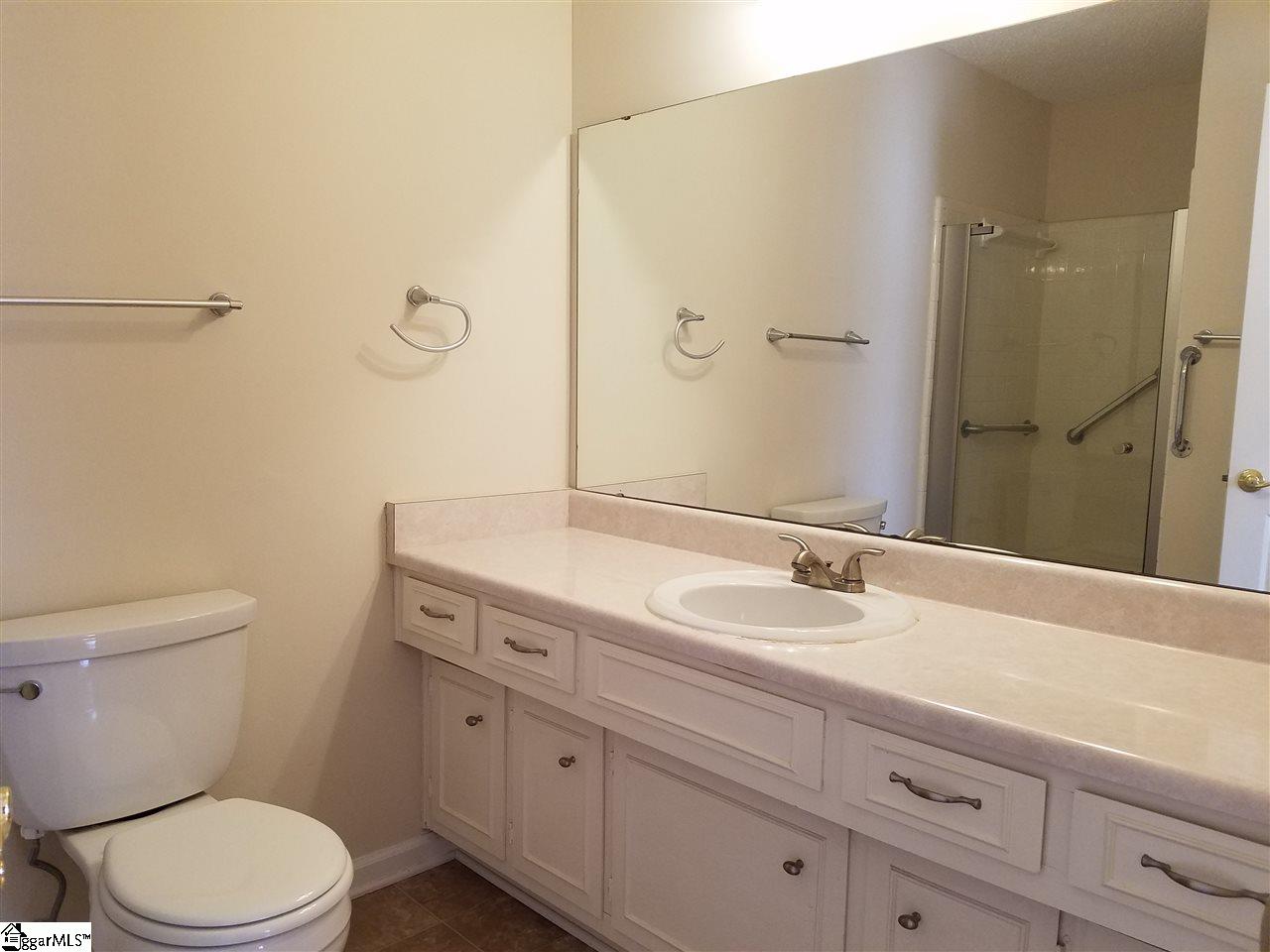 2219 East Lee Road Taylors, SC 29687 - Photo 7 of 11 Gallery Image 7
