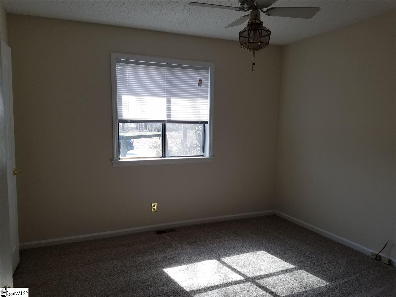 2219 East Lee Road Taylors, SC 29687 - Photo 9 of 11 Gallery Image 9