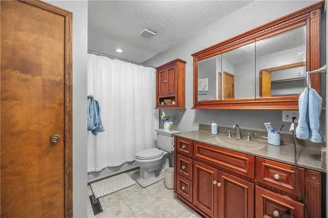 $147,000 | 401 North Parkview Street, Coffeyville, KS 67337