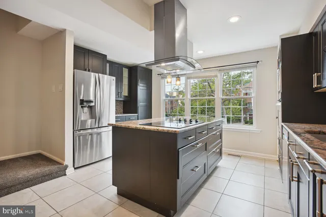 $3,600 | 7782 Marshall Heights Court, Falls Church, VA 22043