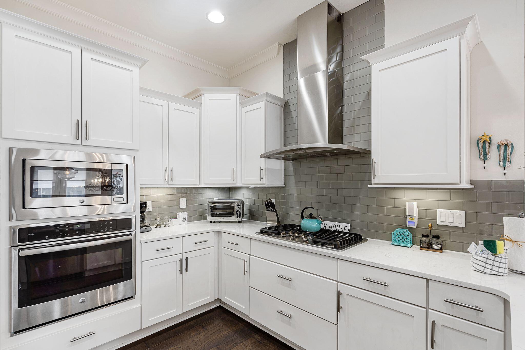 70 East Milestone Dr Inlet Beach, Unit C Inlet Beach, FL 32461 - Photo 6 of 74 Stainless Steel Appliances