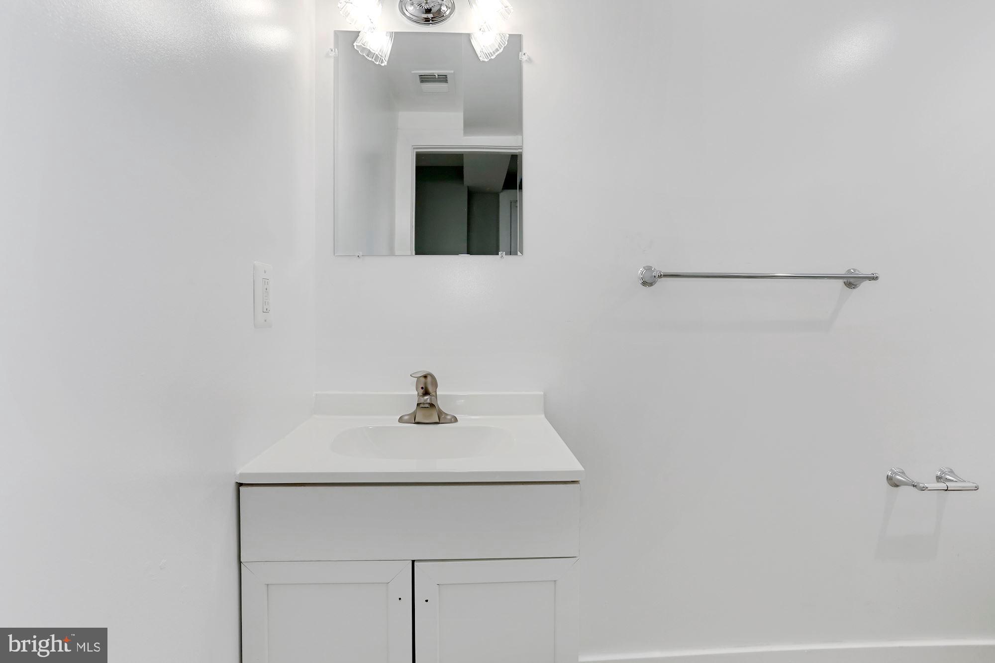 207 44th Street Northeast Washington, DC 20019 - Photo 26 of 32 Lower Level Bath
