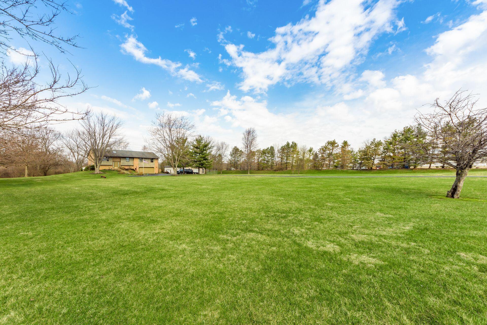 777 Alton Road Galloway, OH 43119 - Photo 5 of 51 Front Yard
