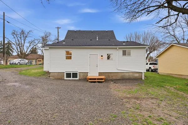 $275,000 | 120 East Huffman Street, Tekoa, WA 99033