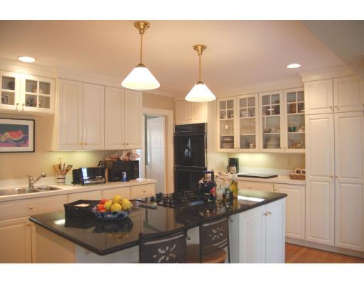 29 Bay State Road Belmont, MA 02478 - Photo 2 of 18 Gallery Image 2