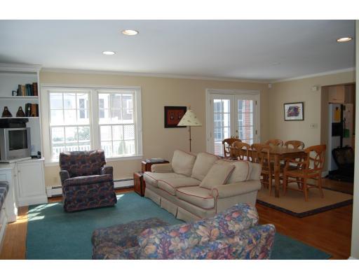 29 Bay State Road Belmont, MA 02478 - Photo 6 of 18 Gallery Image 6