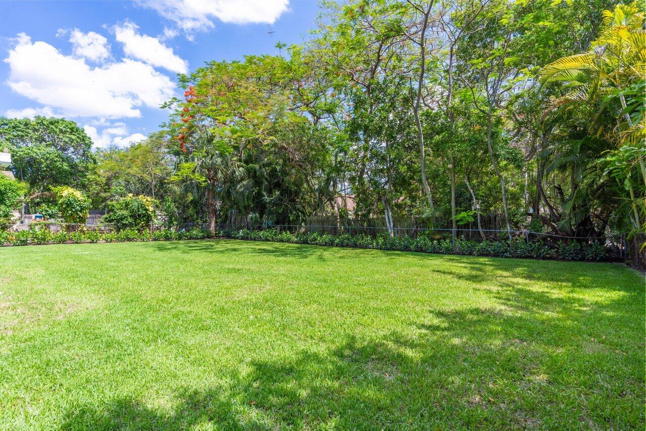 9197 Southampton Place Boca Raton, FL 33434 - Photo 13 of 32 042-9197SouthamptonPlace-BocaRaton-FL-33