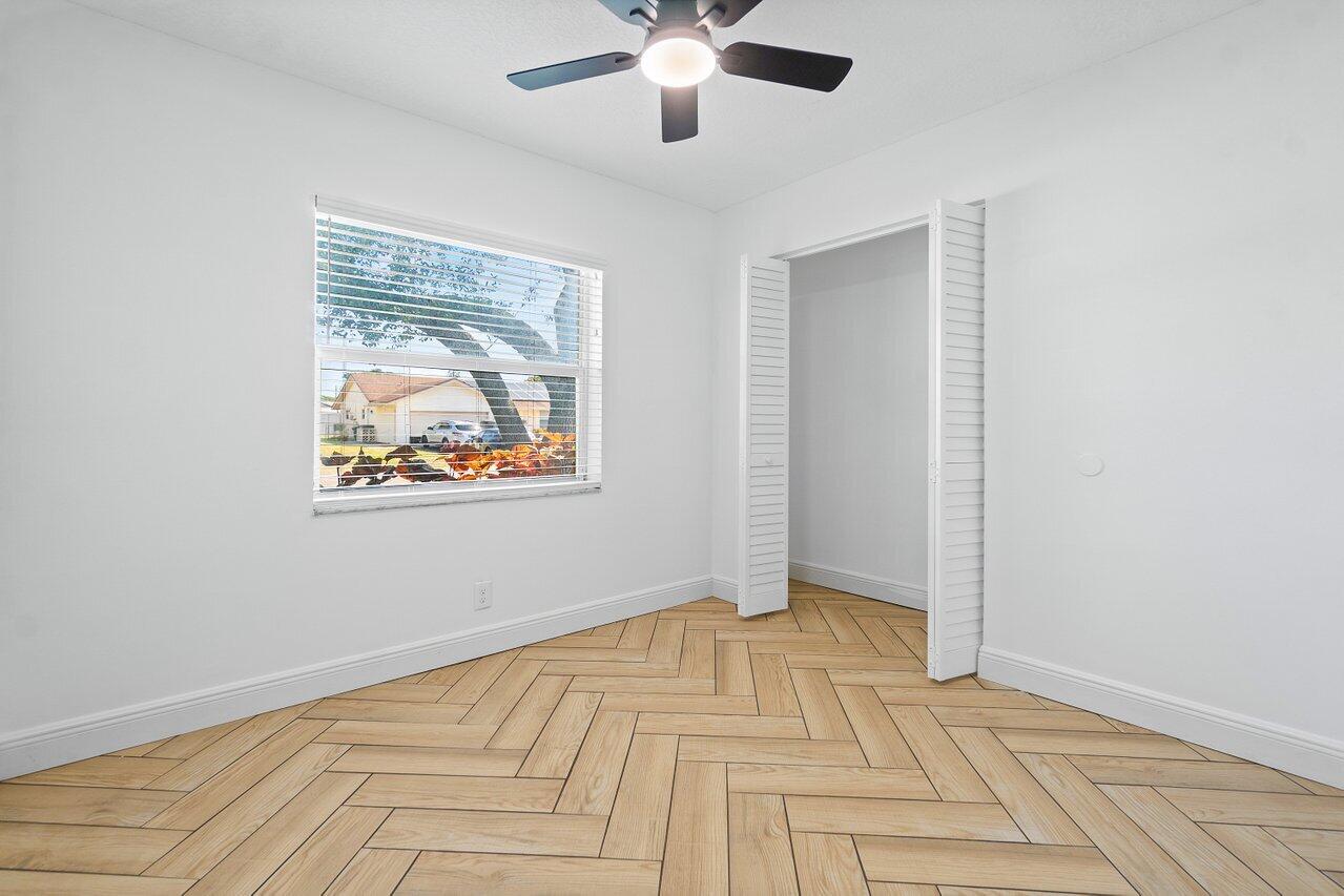 9197 Southampton Place Boca Raton, FL 33434 - Photo 15 of 32 012-9197SouthamptonPlace-BocaRaton-FL-33