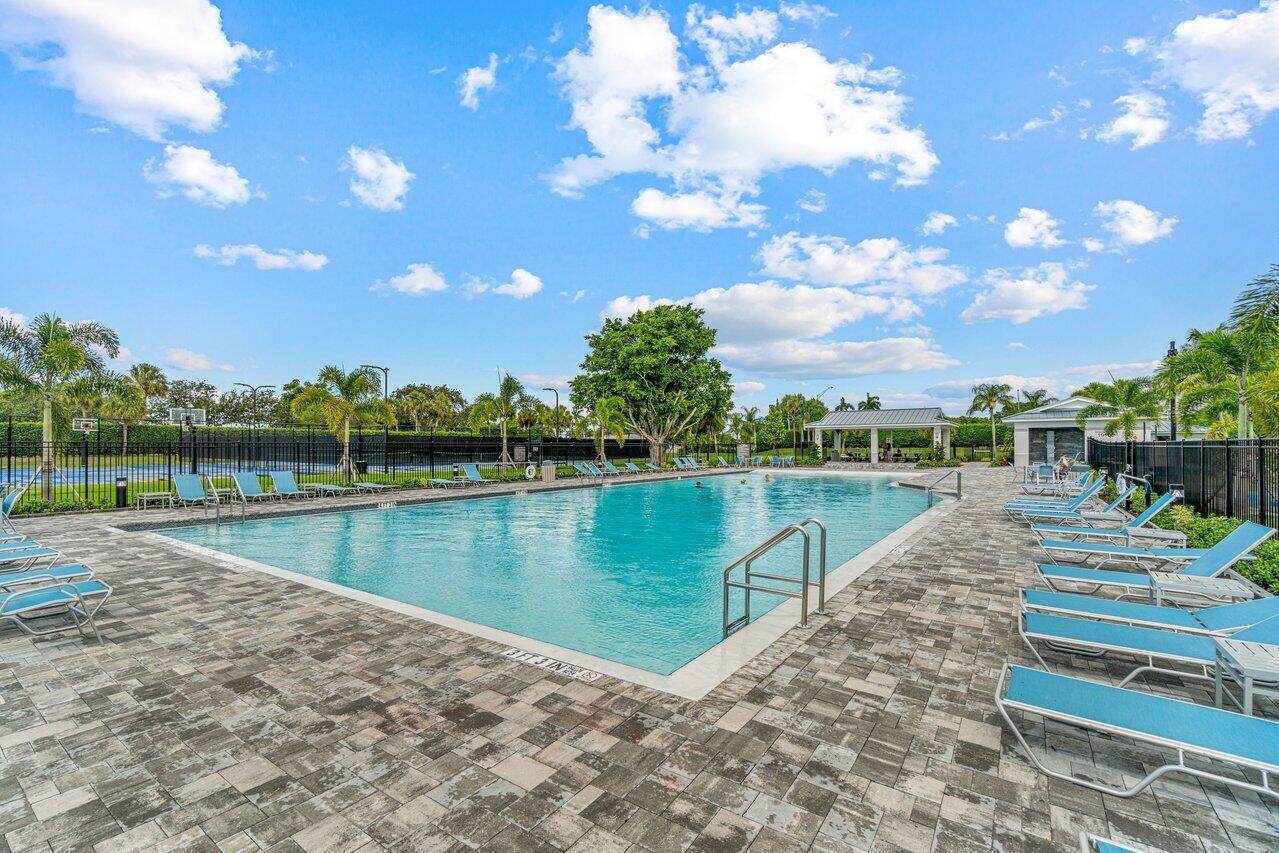 9197 Southampton Place Boca Raton, FL 33434 - Photo 29 of 32 047-9197SouthamptonPlace-BocaRaton-FL-33