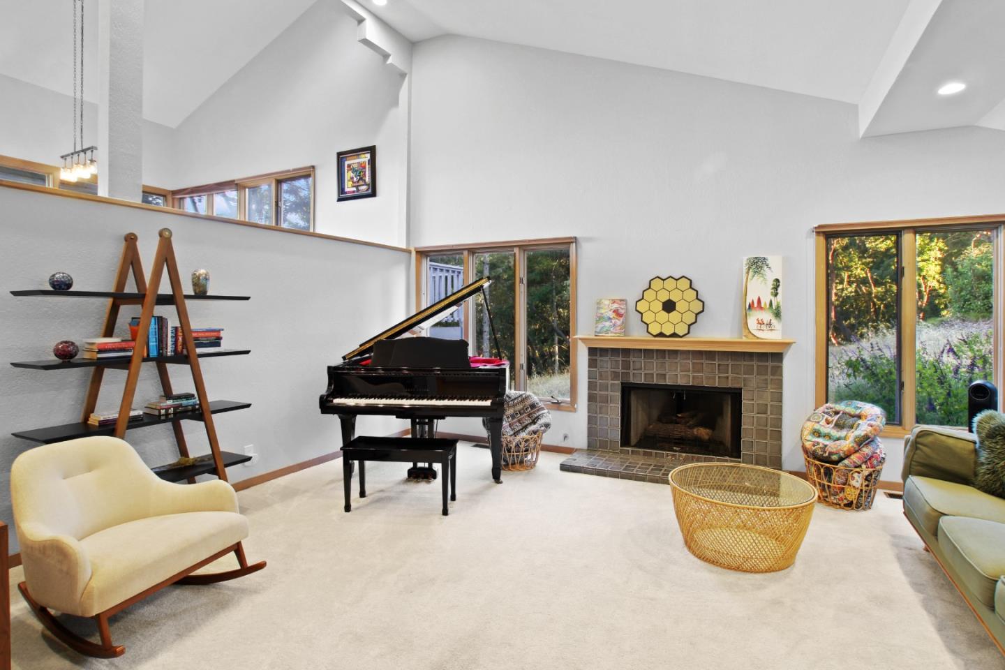 255 Allen Road Woodside, CA 94062 - Photo 6 of 37 Gallery Image 6