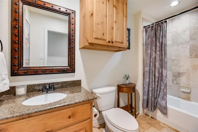 $825,000 | 5820 Forest Lane, Dallas, TX 75230