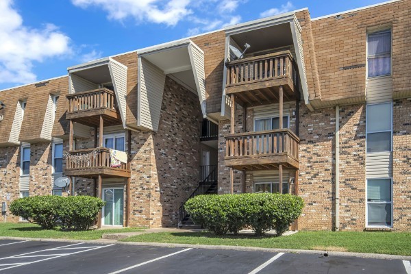 370 Wallace Road, Unit D18 Nashville, TN 37211 - Photo 3 of 4 Gallery Image 3