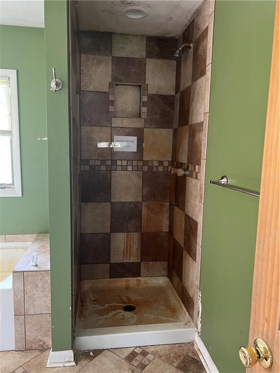 88 Fleming Road Grove City, PA 16127 - Photo 13 of 19 a bathroom with a shower