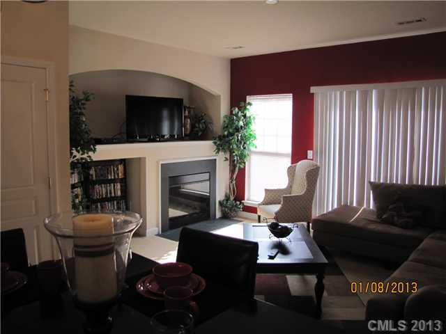 2758 Avalon Loop Road, Unit 8 Charlotte, NC 28269 - Photo 1 of 7 Gallery Image 1